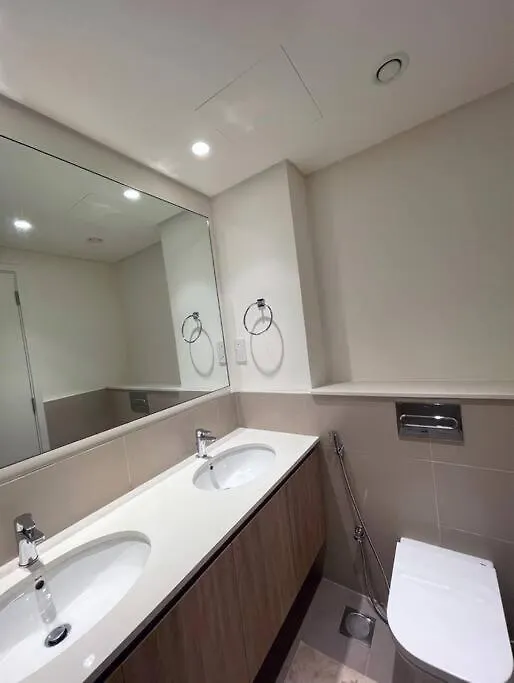 Apartment 3 Bedrooms + Maids Room, Full Park View Dubai